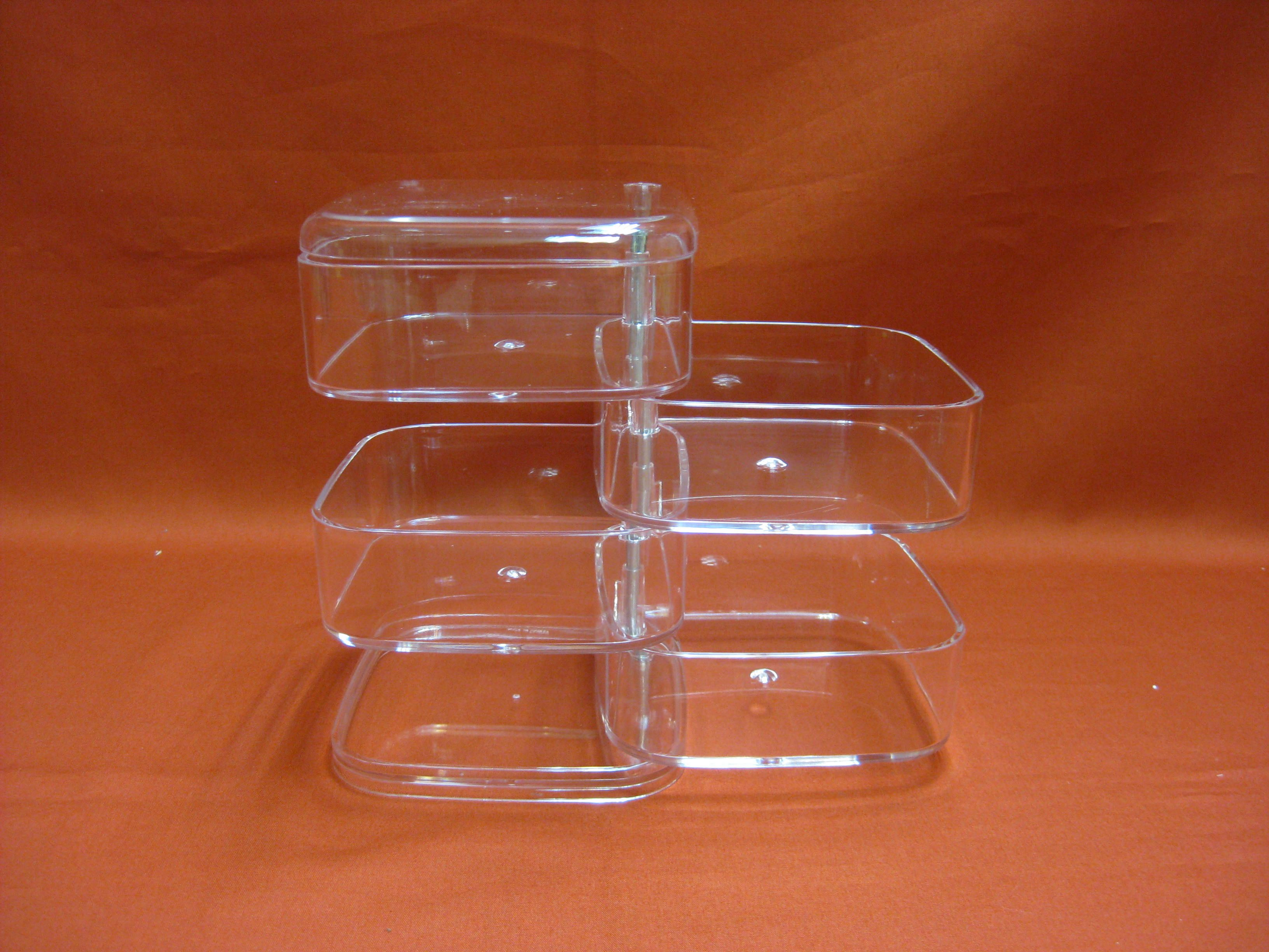 Acrylic Sanck Box IV